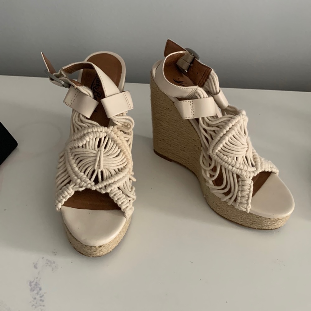 Lucky brand wedges